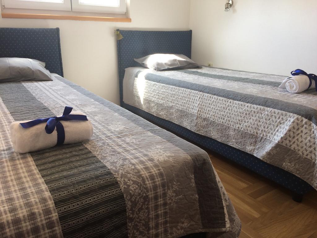 Dedic Apartment Petrcane Eksteriør bilde